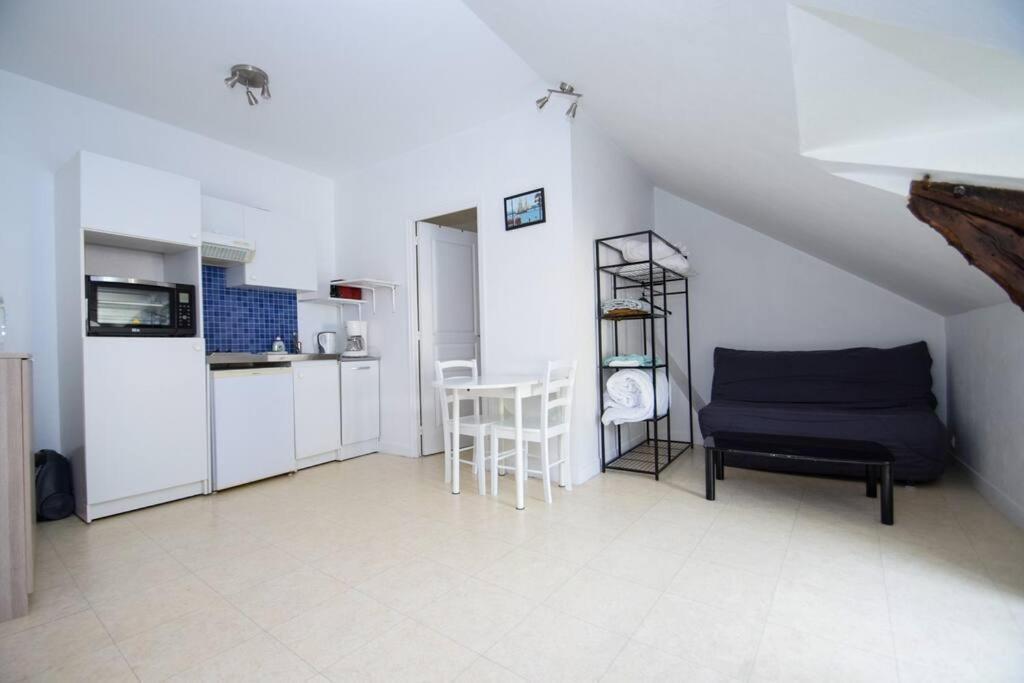Studio Au Coeur De Cancale Sur Le Port De La Houle Экстерьер фото